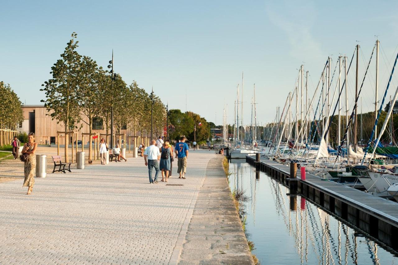 Kyriad Vannes Centre Ville Exteriör bild